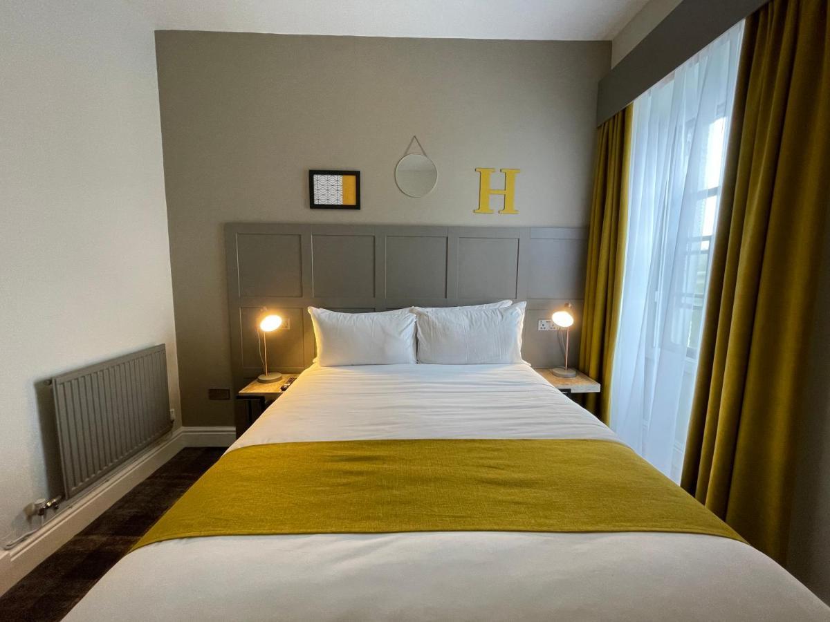 The County Hotel Haverfordwest Dış mekan fotoğraf