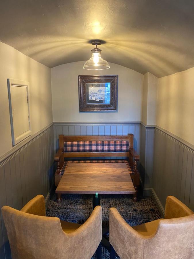 The County Hotel Haverfordwest Dış mekan fotoğraf