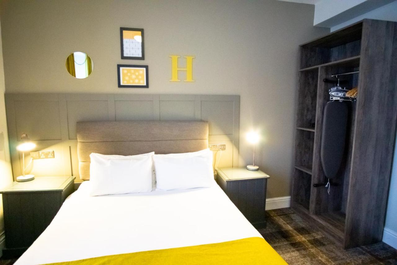 The County Hotel Haverfordwest Dış mekan fotoğraf