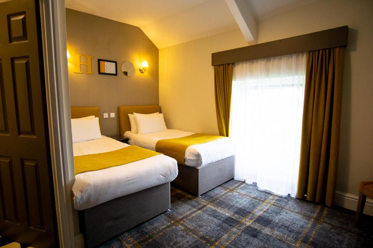 The County Hotel Haverfordwest Dış mekan fotoğraf