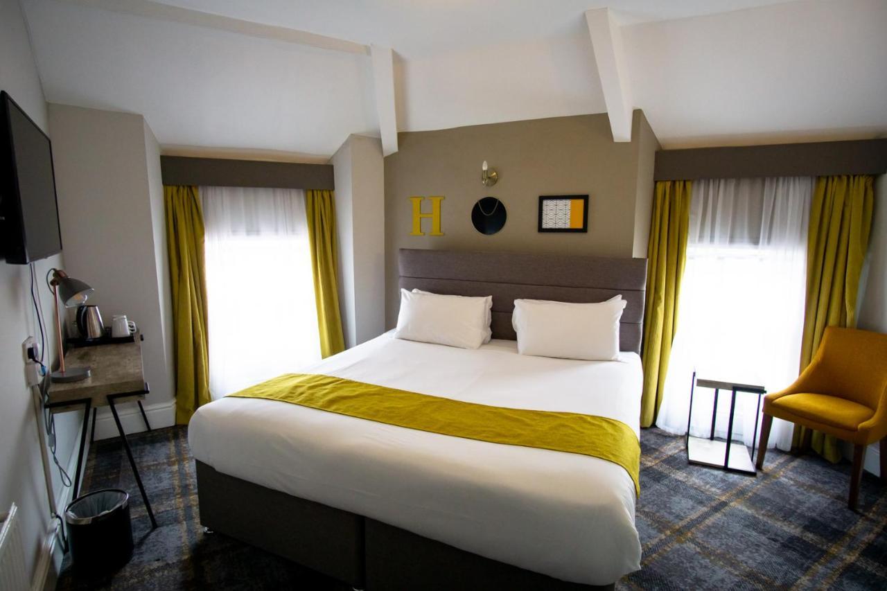 The County Hotel Haverfordwest Dış mekan fotoğraf