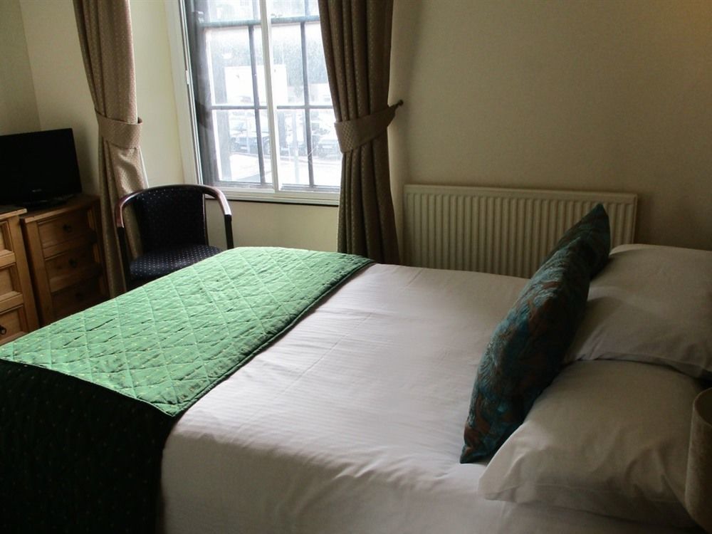 The County Hotel Haverfordwest Dış mekan fotoğraf
