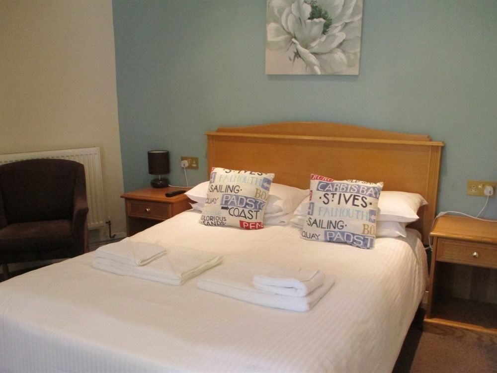 The County Hotel Haverfordwest Dış mekan fotoğraf