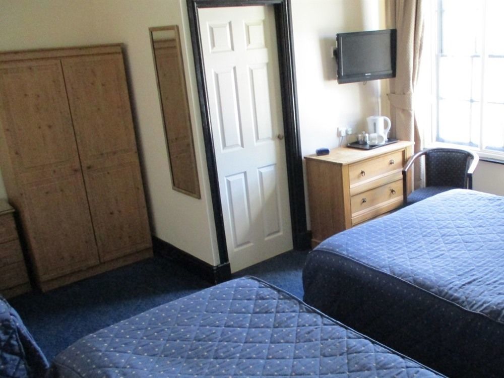 The County Hotel Haverfordwest Dış mekan fotoğraf
