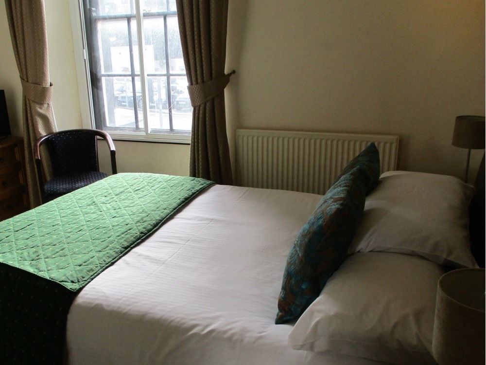 The County Hotel Haverfordwest Dış mekan fotoğraf